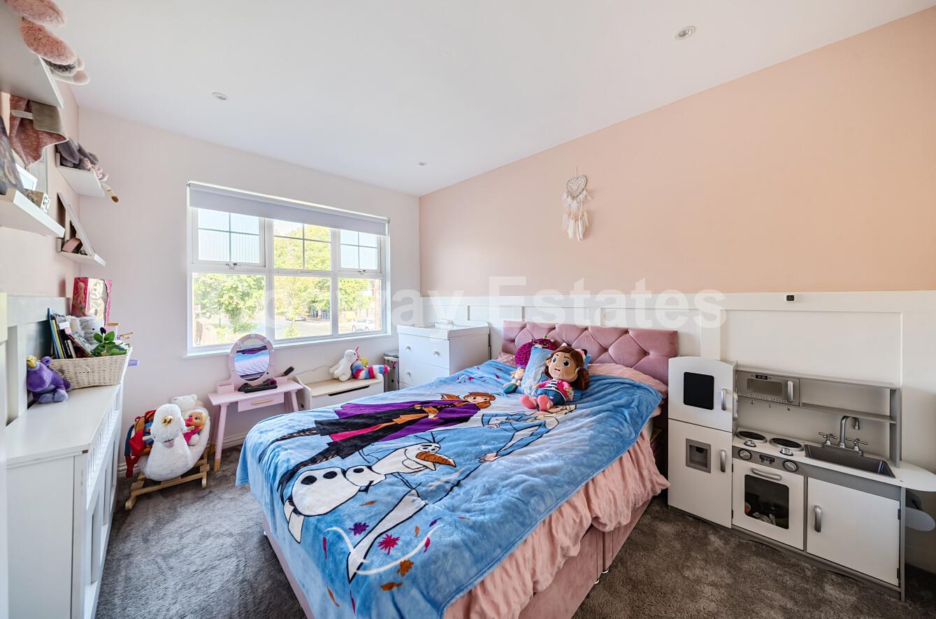 Sebergham Grove, Mill Hill, NW7, London